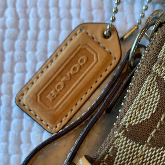 Coach Brown and Tan Signature Shoulder Bag - Picture 5 of 16